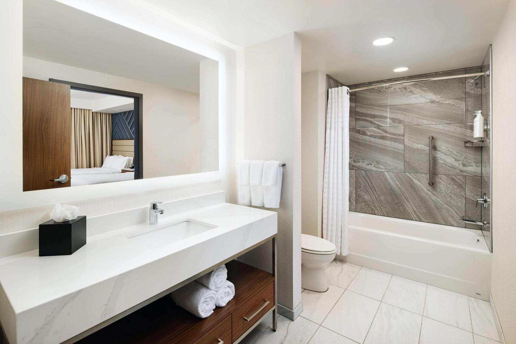 Embassy By Hilton Atlanta Airport North