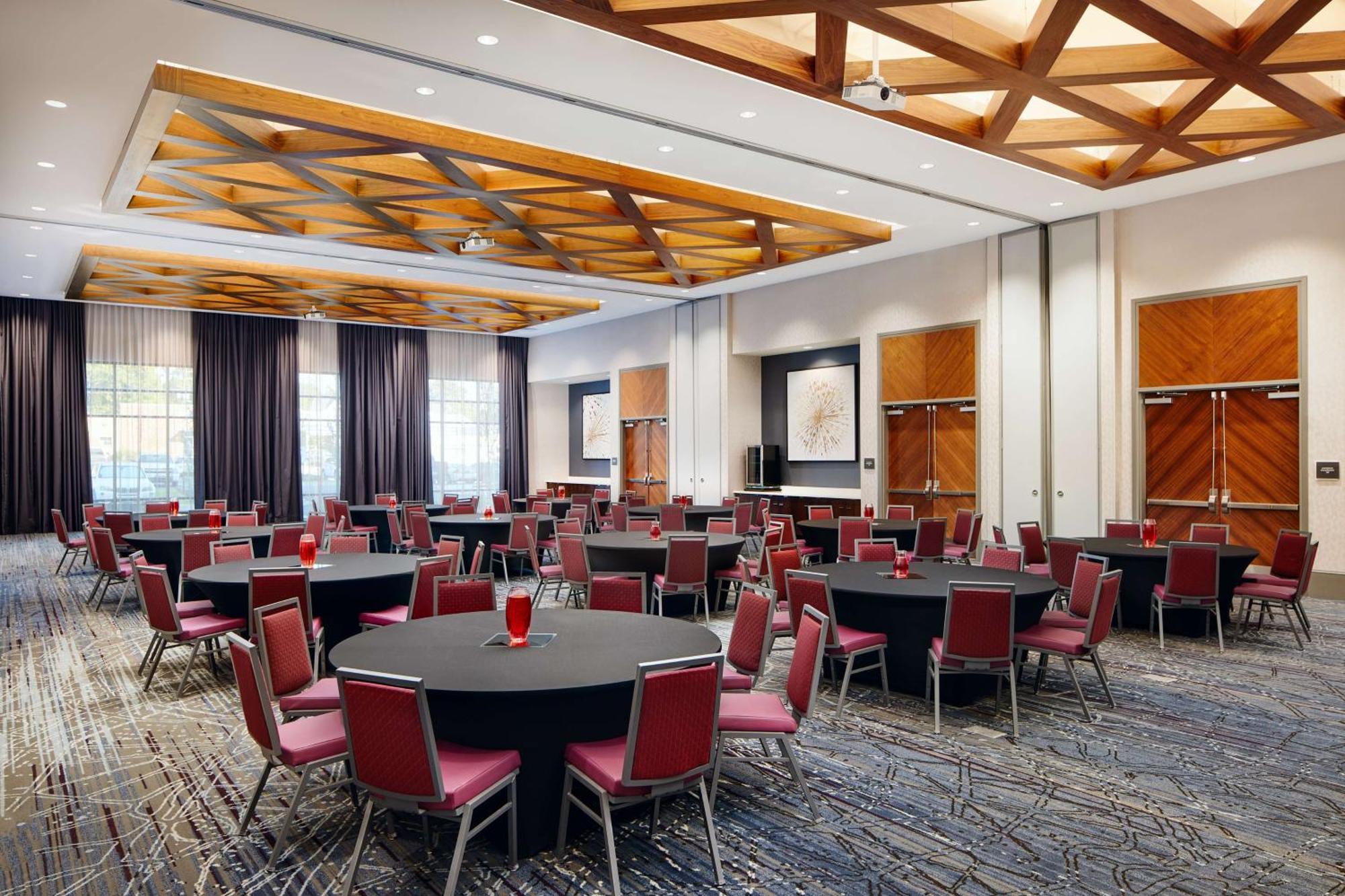 Embassy By Hilton Atlanta Airport North Hapeville