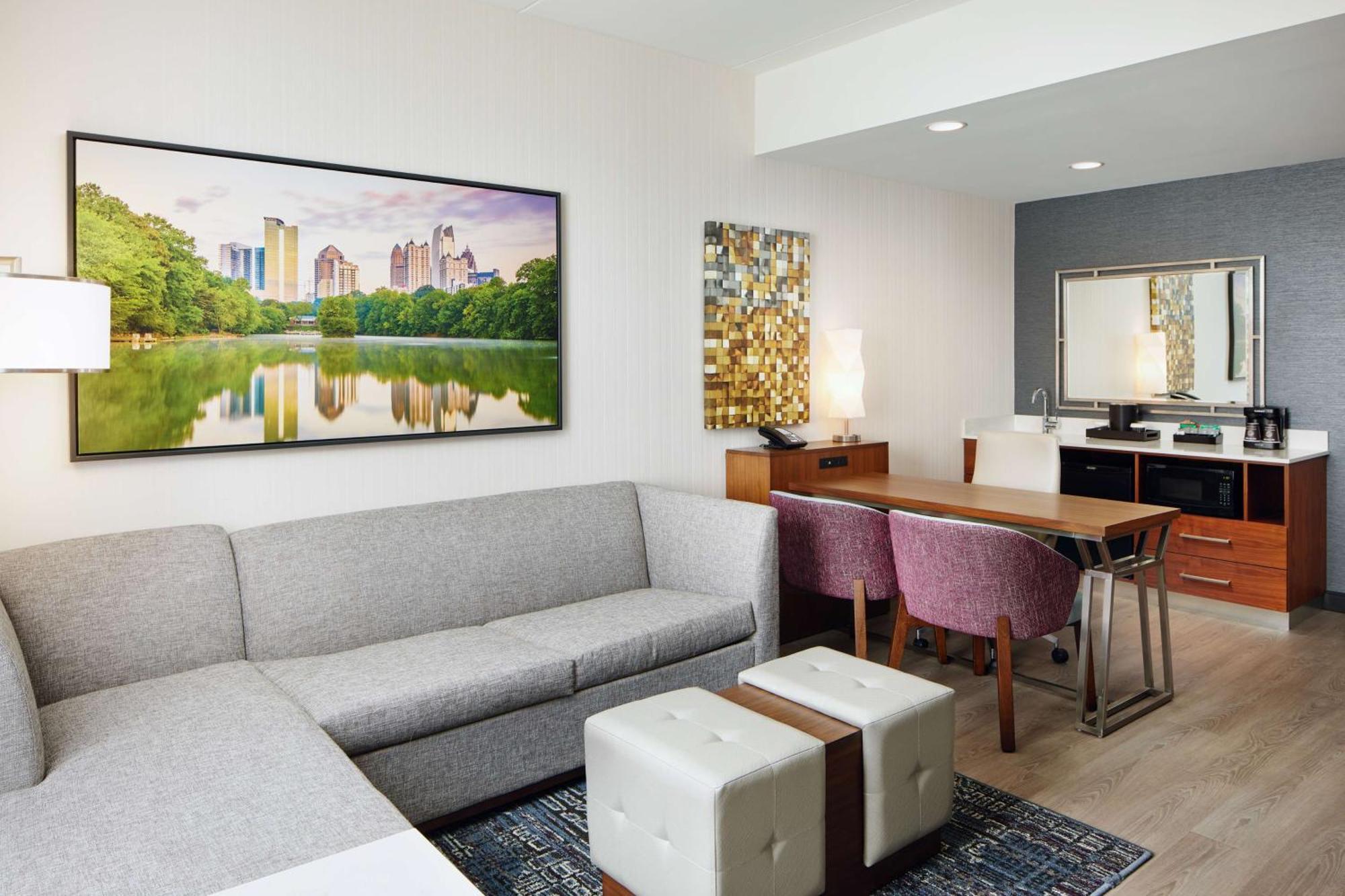 Embassy By Hilton Atlanta Airport North Hotel